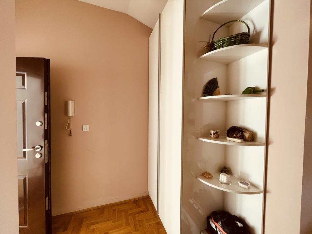 Slika 11 - Paje Jovanovića, Trosoban stan na prodaju, 58m2, 199.000€